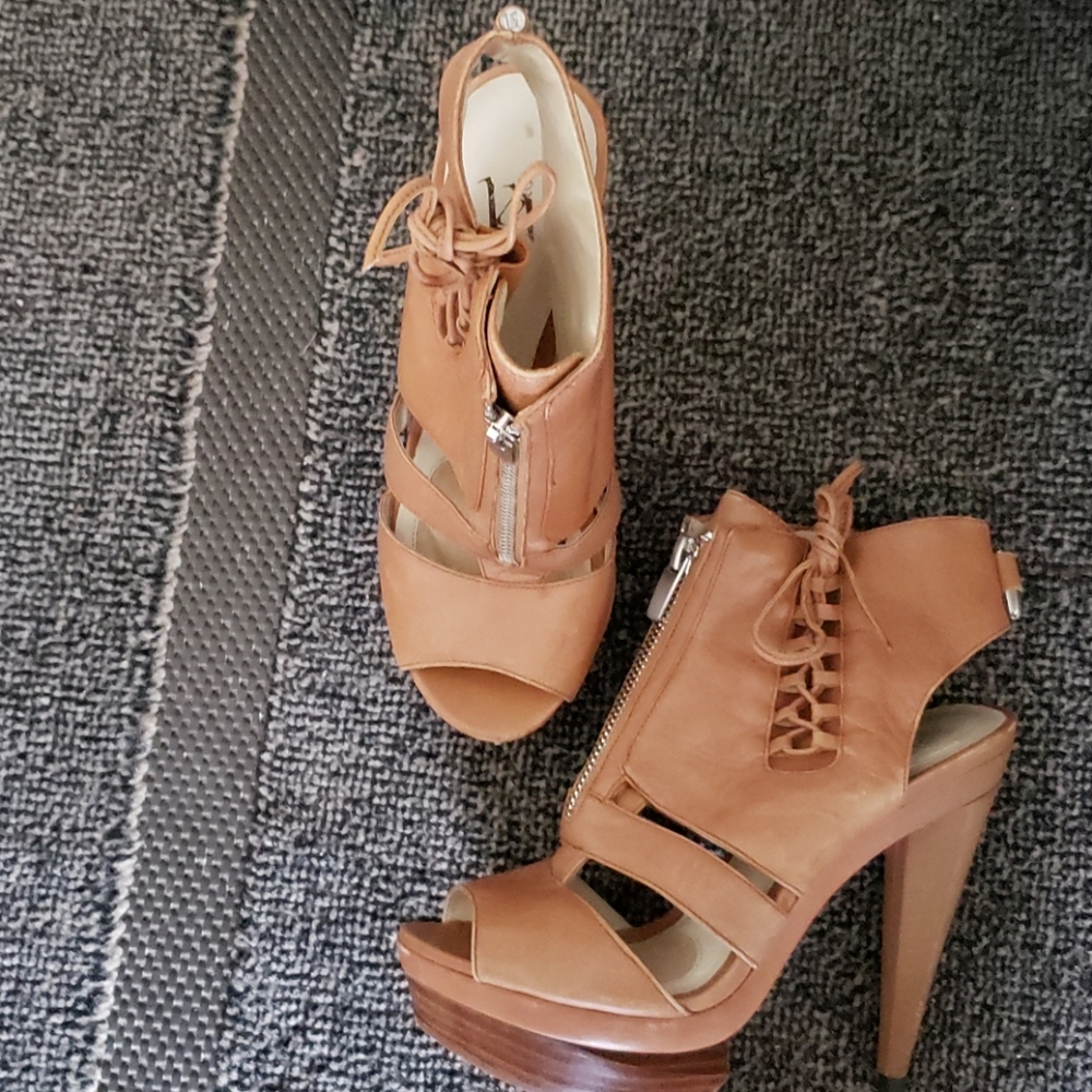 Velvet angeles platforms sandals  leather